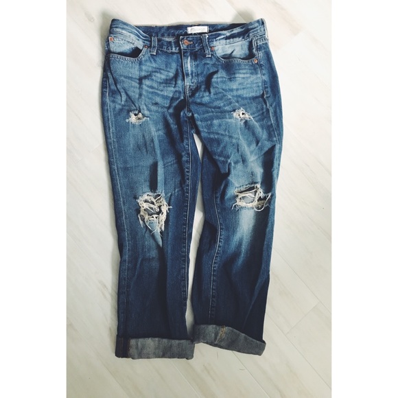 SOLD Madewell “Boyjean” Torn Boyfriend Jeans - Picture 4 of 8